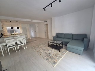 Piso en alquiler en Los Jardines de Marbella - La Ermita en Marbella