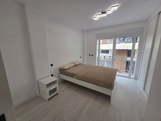 Piso en alquiler en Los Jardines de Marbella - La Ermita en Marbella