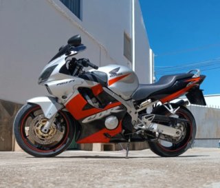 Honda CBR 600 F Sportbike Plata/Naranja