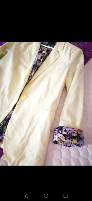 Blazer amarillo T.38