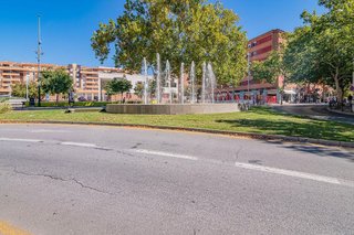 Local comercial en venta en Pajaritos - Plaza de Toros en Granada