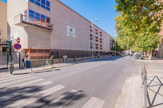 Local comercial en venta en Pajaritos - Plaza de Toros en Granada