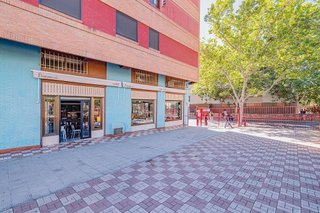 Local comercial en venta en Pajaritos - Plaza de Toros en Granada