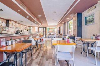 Local comercial en venta en Pajaritos - Plaza de Toros en Granada