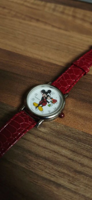 Reloj Disney Mickey Mouse Correa Roja