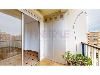 Piso en venta en L´Amistat en Valencia