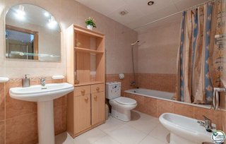 Casa adosada en venta en Els Grecs - Mas Oliva en Roses