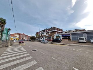 Local comercial en venta en Tanos en Torrelavega