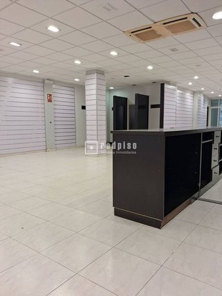 Local comercial en alquiler en Agra del Orzán - Ventorrillo - Vioño en Coruña (A)