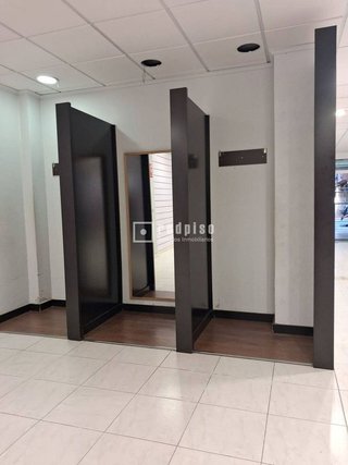 Local comercial en alquiler en Agra del Orzán - Ventorrillo - Vioño en Coruña (A)
