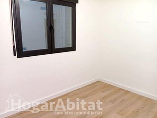 Piso en venta en L´Amistat en Valencia