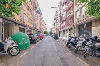 Garaje en venta en Pajaritos - Plaza de Toros en Granada