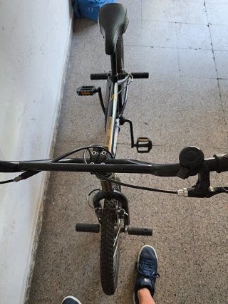 Bicicleta BMX Negra