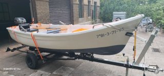 Barco Polikea 420 Fibra de Vidrio