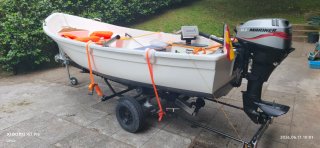 Barco Polikea 420 Fibra de Vidrio
