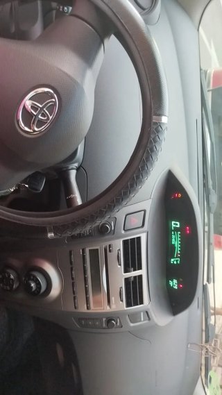 Toyota Yaris 2010