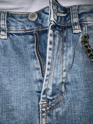 Falda vaquera Guess con pedrería