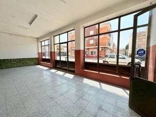Local comercial en venta en Alcúdia de Crespins (l´)