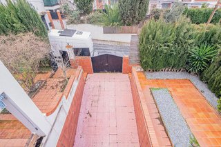 Casa pareada en venta en Zubia (La)