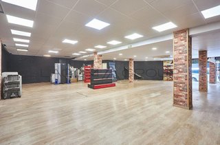 Local comercial en venta en Els Canyars en Castelldefels