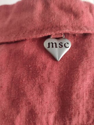 Blusa sin mangas de lino con pedrería