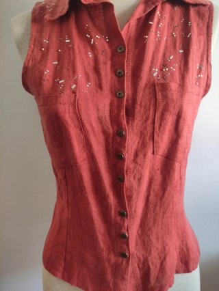 Blusa sin mangas de lino con pedrería