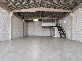 Nave industrial en venta en Sant Fruitós de Bages