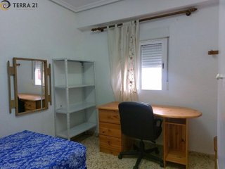 Piso en alquiler en Peñamefecit - Avda Barcelona en Jaén