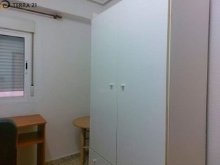Piso en alquiler en Peñamefecit - Avda Barcelona en Jaén