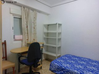 Piso en alquiler en Peñamefecit - Avda Barcelona en Jaén