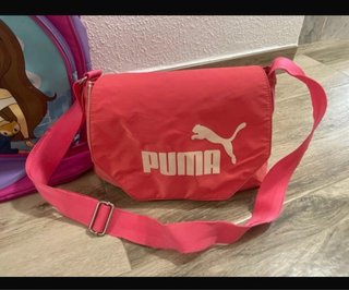 Mochila, gorra y bolso Puma