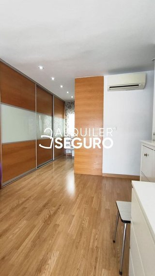 Piso en alquiler en Marxalenes en Valencia