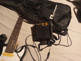 Guitarra Eléctrica Rochester Niños