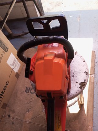 Motosierra Naranja