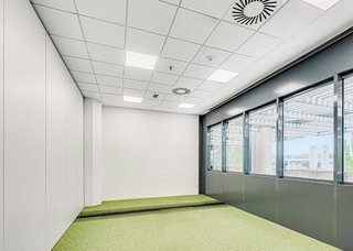 Oficina en alquiler en Zona Industrial en Alcobendas