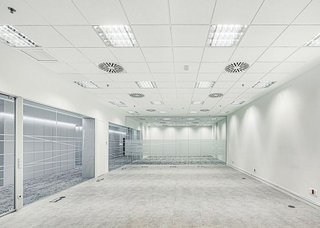 Oficina en alquiler en Zona Industrial en Alcobendas