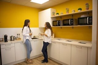 Oficina en alquiler en Castillejos en Madrid