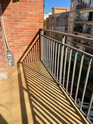 Piso en alquiler en Ciutat Jardí en Valencia