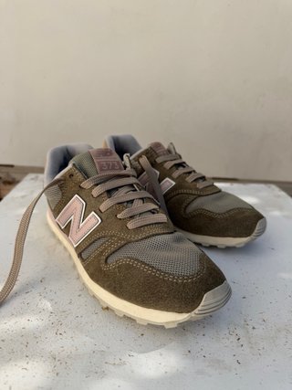 New Balance verde y rosa