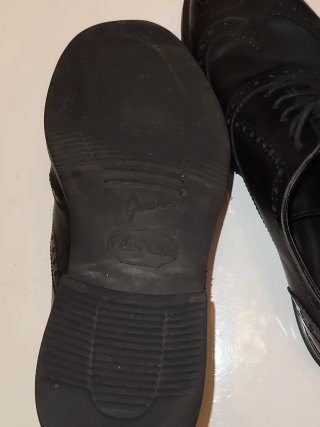 Scarpe Jerold Wilton Brogue Nere