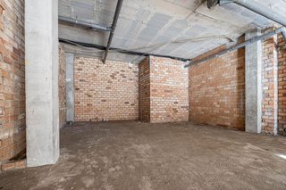 Local comercial en venta en Zubia (La)