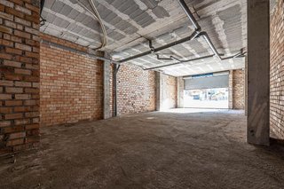 Local comercial en venta en Zubia (La)