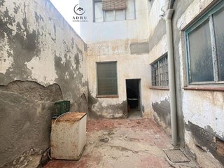 Local comercial en venta en Puerto de Garrucha en Garrucha