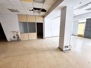 Local comercial en venta en Can Pou - Camp de Mar en Premià de Mar