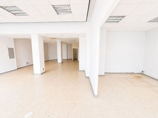 Local comercial en venta en Can Pou - Camp de Mar en Premià de Mar