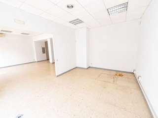 Local comercial en venta en Can Pou - Camp de Mar en Premià de Mar