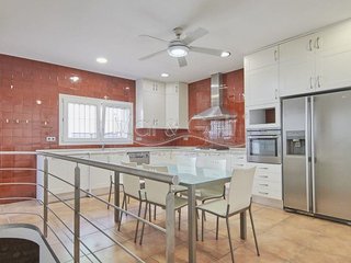 Casa en alquiler en Vistahermosa en Alicante
