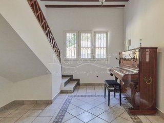 Casa en alquiler en Vistahermosa en Alicante