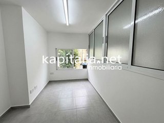Local comercial en venta en Barri Eixample en Alcoy/Alcoi