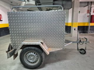 Remolque de aluminio para perros
